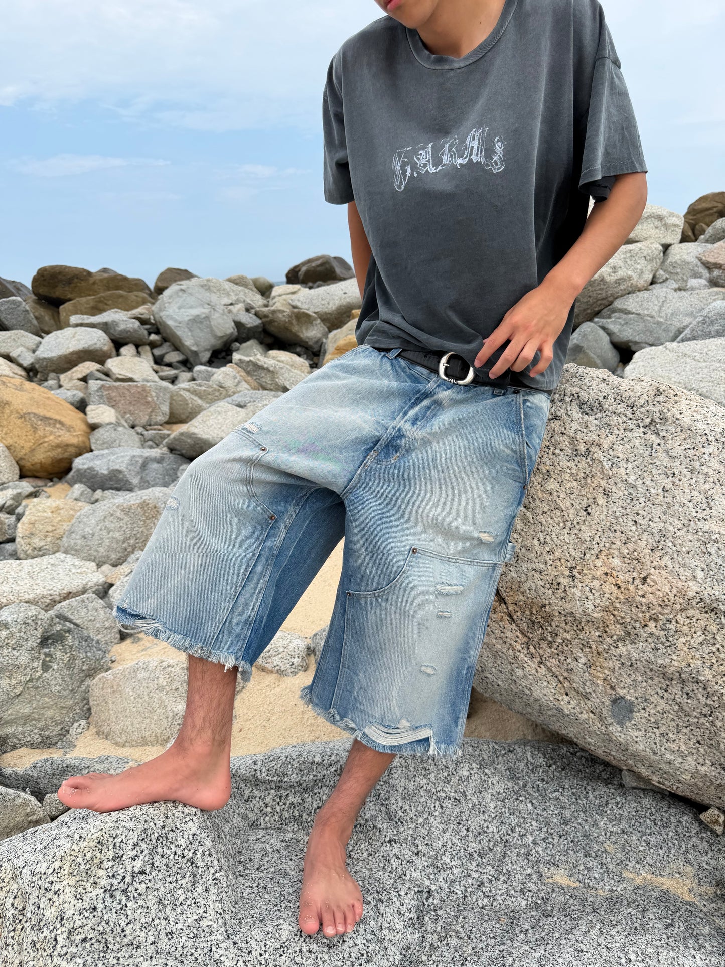 Light Wash Denim Doubleknee Capri