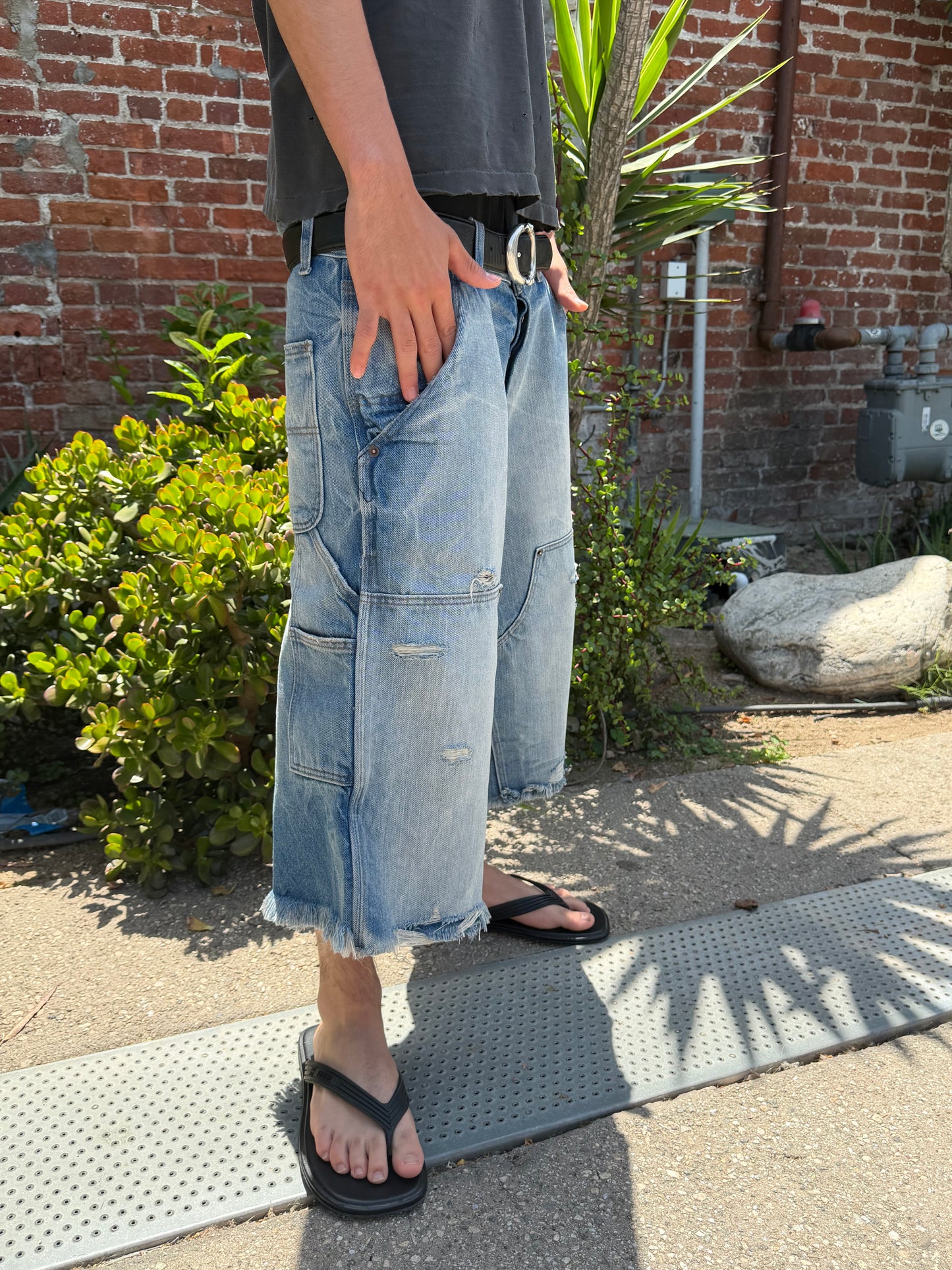 Light Wash Denim Doubleknee Capri