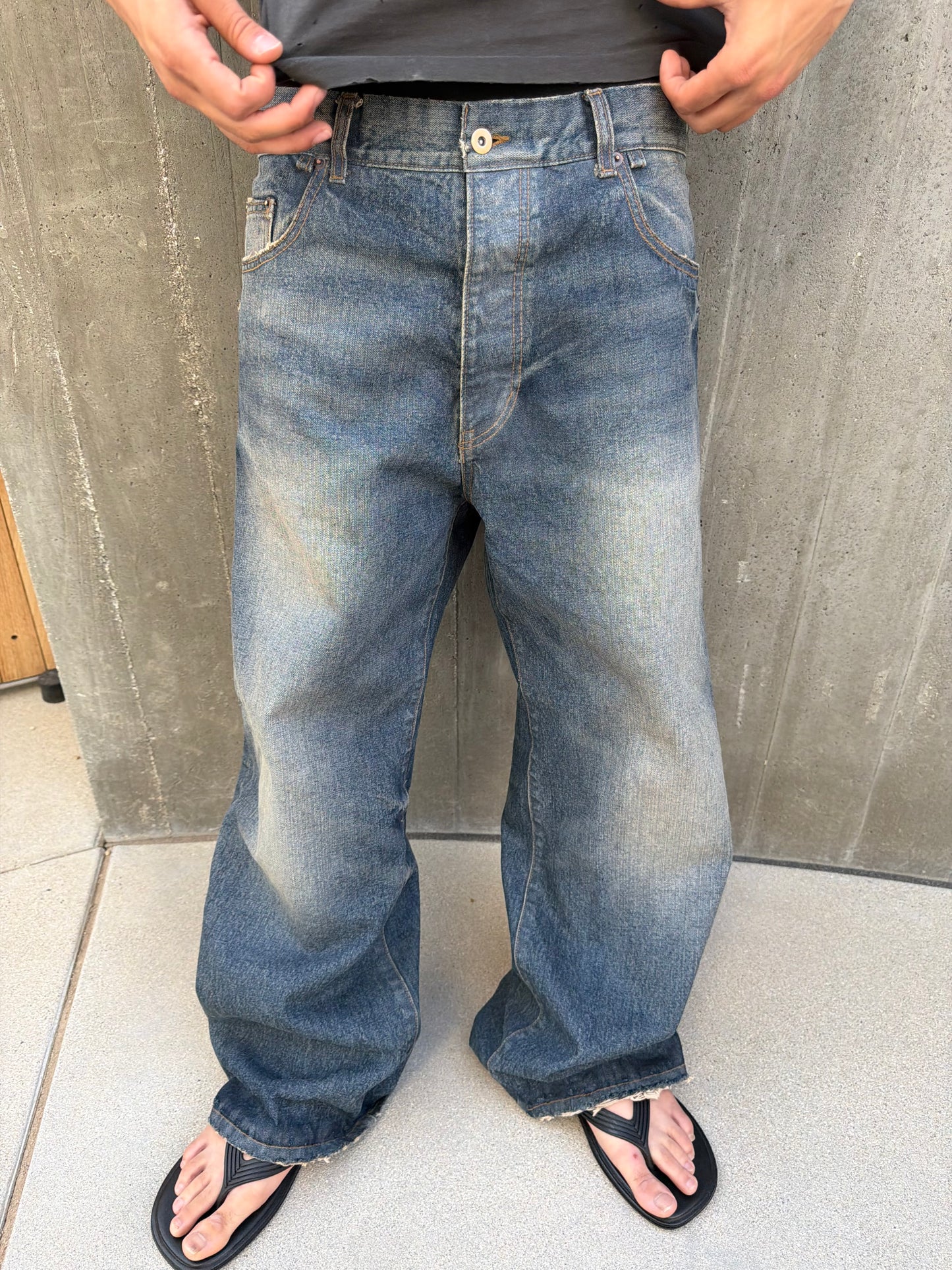 TT CUT WASHED INDIGO DENIM