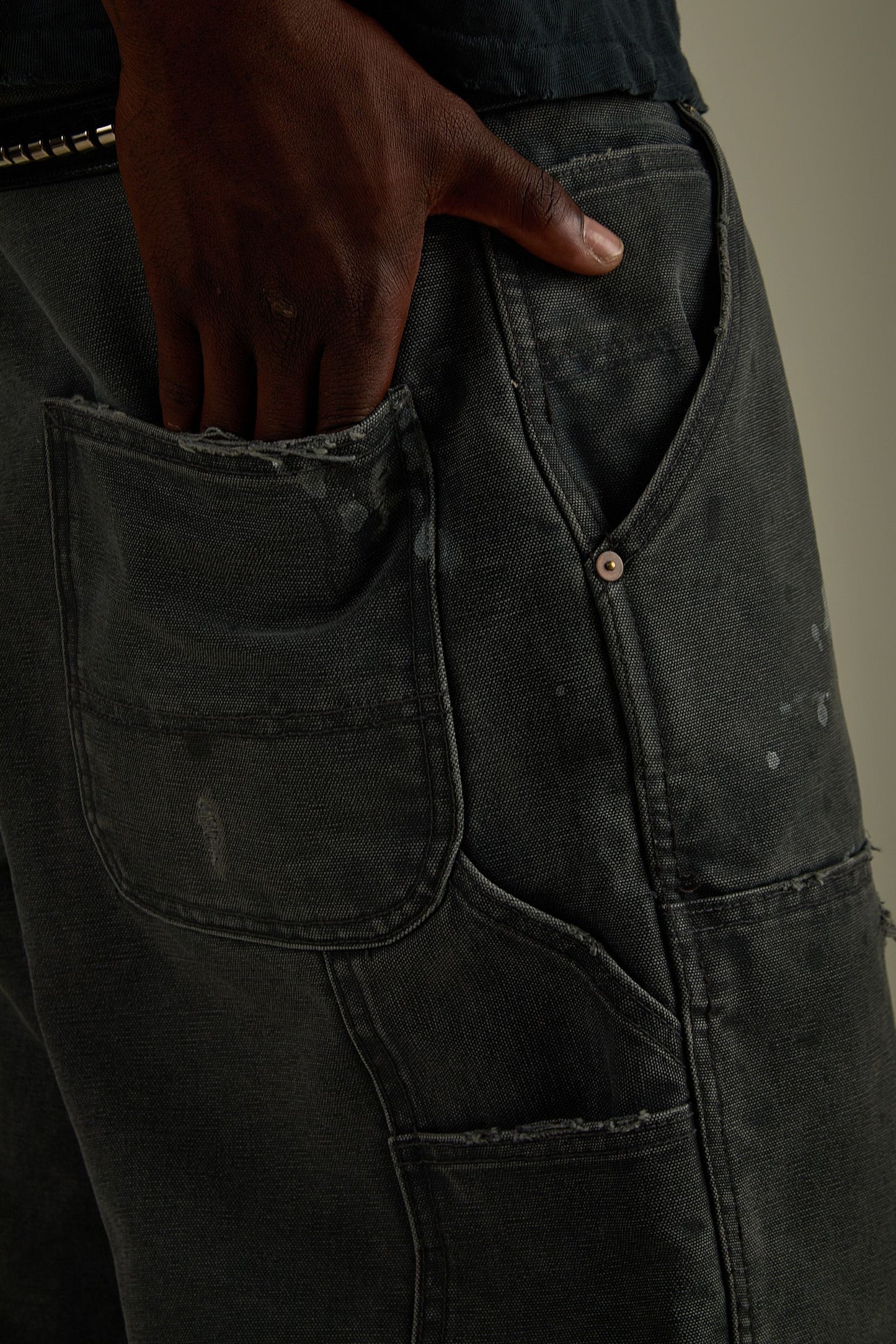 Faded Black Canvas Doubleknees